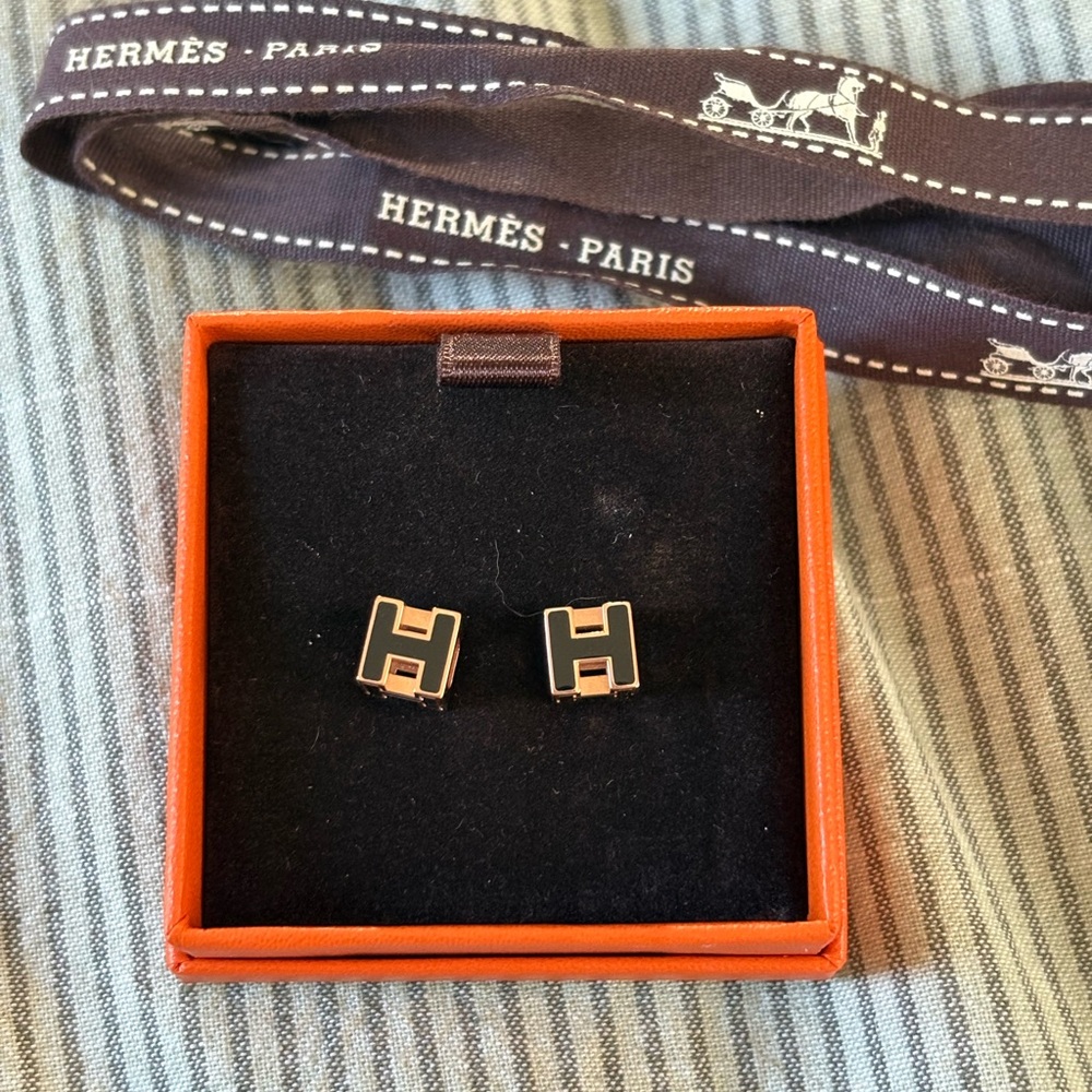Hermes Cage d’H Black Lacquer Rose Gold Plated Earrings